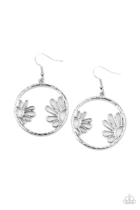 Demurely Daisy (0450)